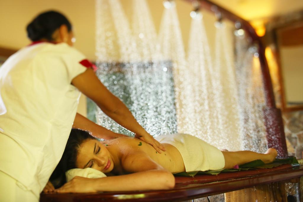The Lodge & Spa At Pico Bonito El Pino Ngoại thất bức ảnh